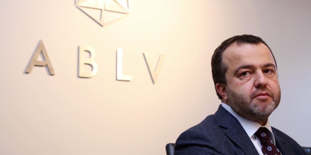 "ABLV Bank" vērsusies tiesībsargājošajās iestādēs par bankas nomelnošanu