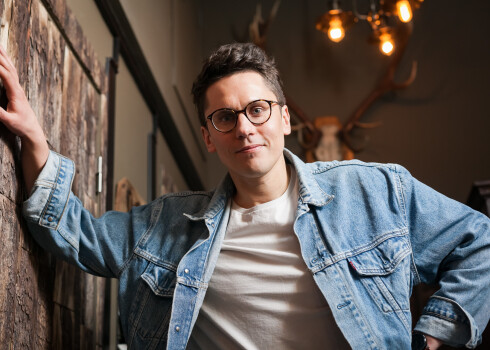 Dzīve pilsētā viņu vairs neuzrunā.