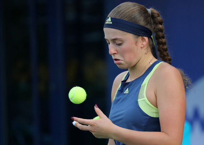 Mūsu Aļona Ostapenko paliek bez "Laureus" izlaušanās balvas