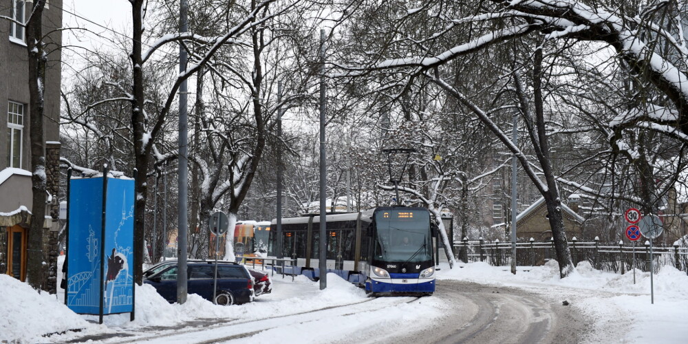 Rīgā slēdz 6. maršruta tramvaju (un citas būtiskas satiksmes izmaiņas)