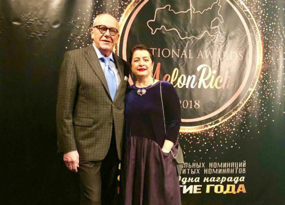 У 78-летнего Виторгана и 56-летней Млодик родился ребенок У 78-летнего Виторгана и 56-летней Млодик родился ребенок