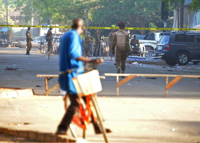 Uzbrukumos Burkinafaso galvaspilsētā nogalināti astoņi karavīri