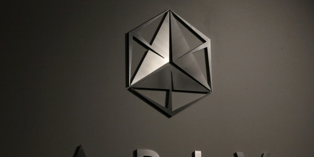 "ABLV Bank" klienti, kuriem līdzekļi nepieciešami steidzami, tiek aicināti izmantot iespēju un nākt uz banku Citadele šodien, jo cilvēku plūsma svētdienā ir maza.