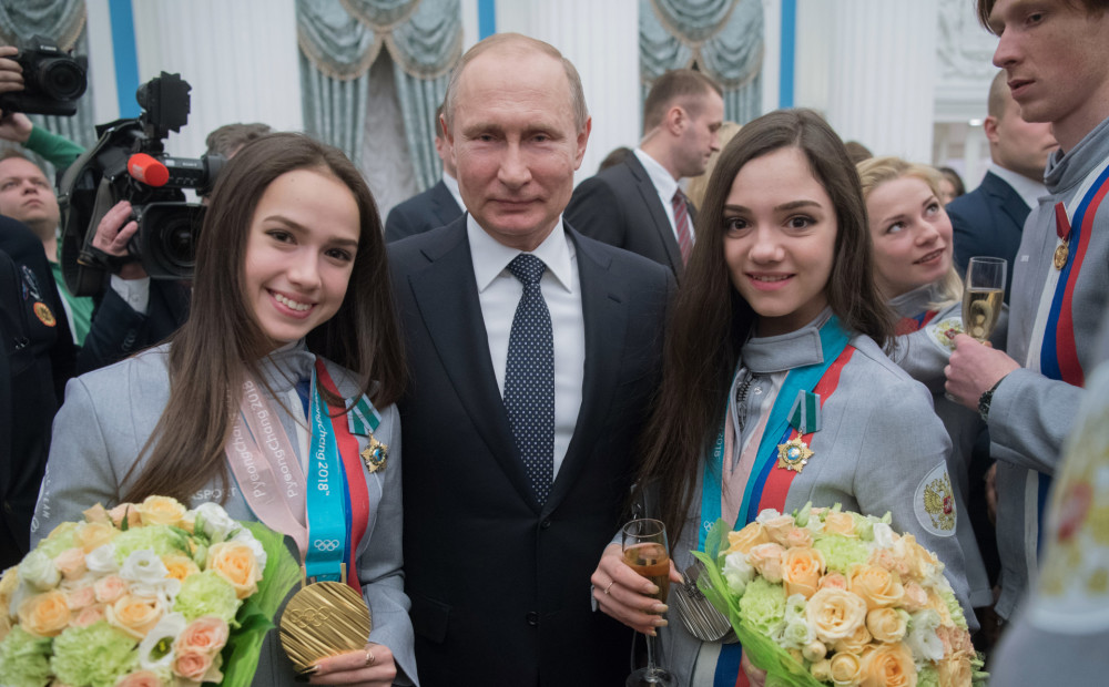 Daiļslidošanas zvaigzne parāda, kā Krievija krāpās Phjončhanas olimpiskajās spēlēs