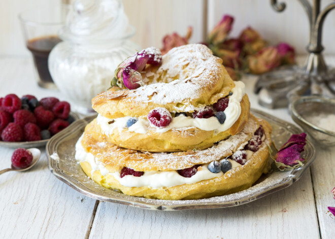 Recepte soli pa solim: kā pagatavot populāro franču kūku "Paris-Brest"