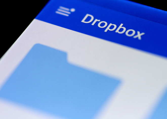 "Dropbox" ar IPO un akciju pārdošanu plāno iegūt 748 miljonus dolāru