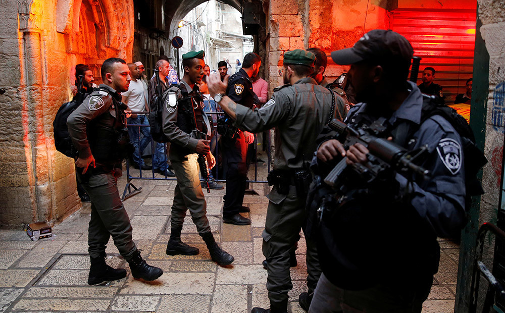 Policija Jeruzalemē nošauj izraēlieti nodūrušu palestīnieti