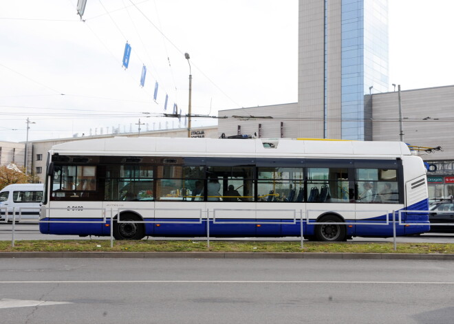 Saistībā ar remontdarbiem no 20. līdz 23. martam būs izmaiņas 13. trolejbusa maršrutā