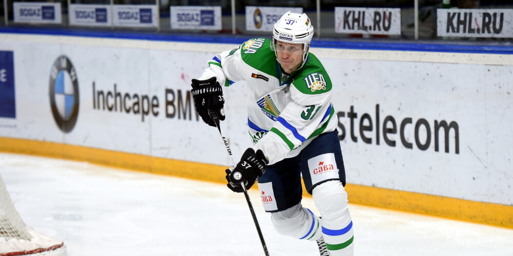 "Salavat Julajev" bez Bārtuļa zaudē KHL Austrumu pusfināla ceturtajā spēlē