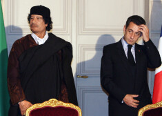Francijas eksprezidents apsūdzēts korupcijā; viņš pieņēmis vairākus miljonus no Kadafi