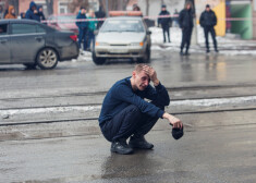 A man reacts at the scene of a fire in a shopping mall in the Siberian city of Kemerovo, Russia March 25, 2018. Picture taken March 25, 2018. REUTERS/Marina Lisova NO RESALES. NO ARCHIVE.