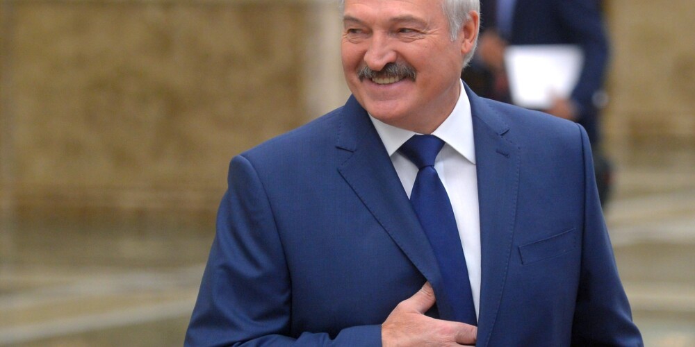 Prezidents Lukašenko atklāj Baltkrievijas "īsto dopingu" un dod padomu dietologiem