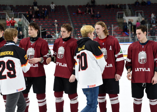 U-18 Pasaules čempionāta hokejā apbalvošanas ceremonija "Arēnā Rīga" pēc Latvijas un Kazahstānas izlašu spēles.