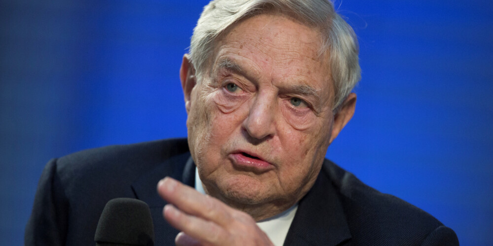 Ungārijas valdībai lojāls žurnāls publicē Sorosa "algotņu" sarakstu.