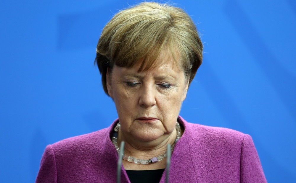 Merkele Sīrijas jautājumā ir ļoti piesardzīga un sola nepiedalīties eventuālajā uzbrukumā