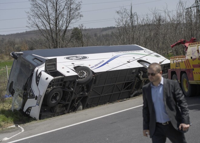 Nelaime Bulgārijā: autobusa avārijā seši cilvēki mirst un 22 ievainoti
