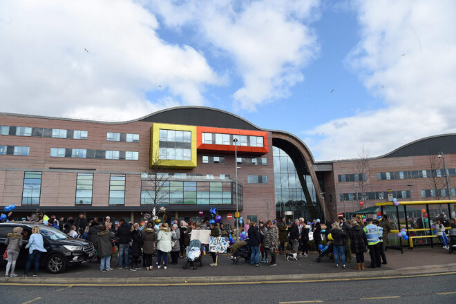 Šobrīd Alfijs atrodas Liverpūles "Alder Hey" bērnu slimnīcā.