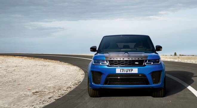 Range Rover Sport SVR.