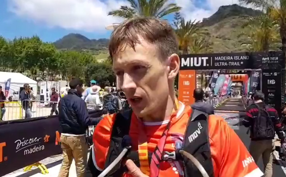 Andris Ronimoiss kļuvis par pirmo latvieti, kurš uzvarējis kalnu ultramaratonā