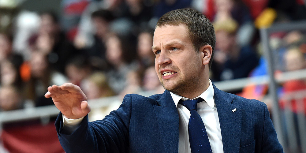 Gailītis nebija apmierināts ar komandas sniegumu pēdējās sekundēs.