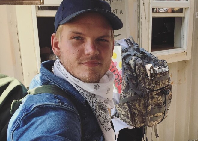 СМИ: Avicii погиб в результате обильного кровотечения после того, как изрезал себя