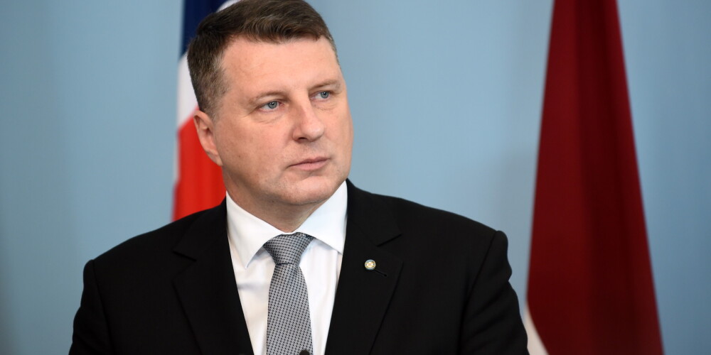 Valsts prezidents sajūsmā par izstādi "Latvijas gadsimts"