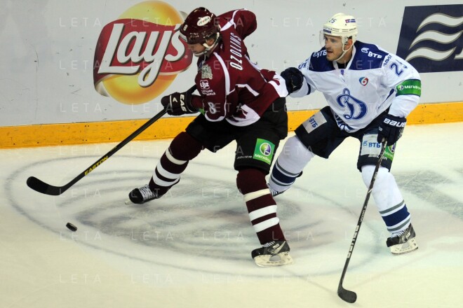 Mārtiņam Karsumam pēdējos gados nereti sanācis cīnīties pret savējiem - pret Rīgas "Dinamo".