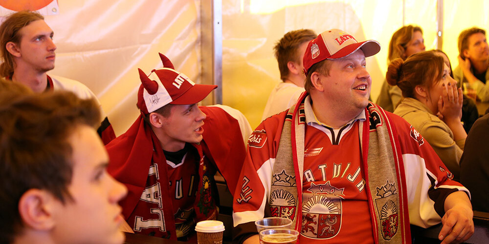 Hokeja fani.