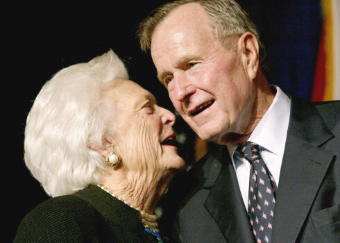 ASV eksprezidents Džordžs Bušs vecākais izrakstīts no slimnīcas