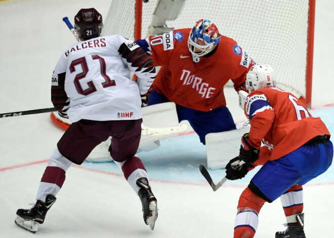 Сборная Латвии в первом матче чемпионата мира по хоккею выиграла у Норвегии
