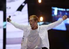 Dziedātājs Daumants Kalniņš sestdien uzstāsies Skrundas pilsētas svētkos „Esi viens no...”.