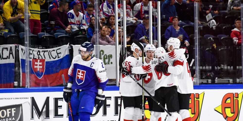 Šveices hokejisti pārspēj Slovākiju, tiekot pie otrās uzvaras pasaules čempionātā