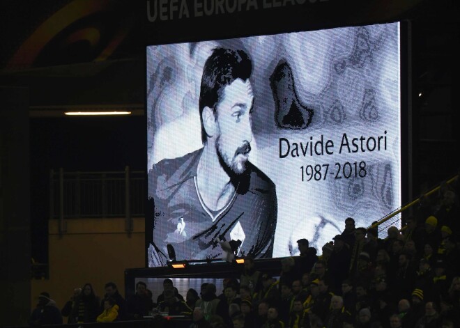 Ārsti lūdz papildus laiku itāliešu futbolista Astori nāves iemesla noteikšanai