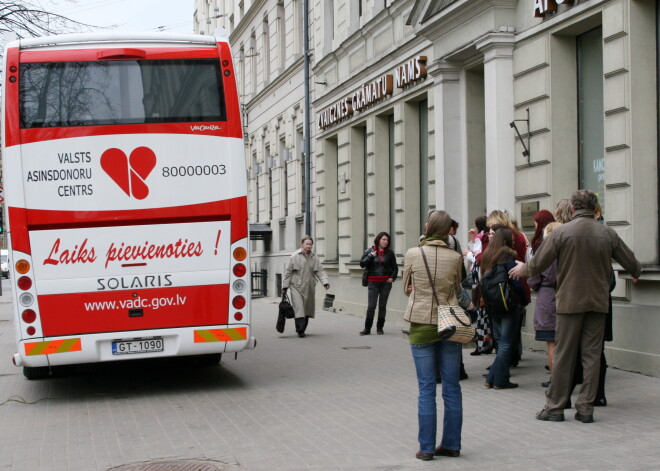 Negaidīta asins krājumu aptrūkuma dēļ VADC lūdz atsaukties 0 un A rēzus negatīvās asinis