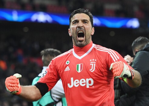 Leģendārais itāļu vārtsargs Džanluidži Bufons.