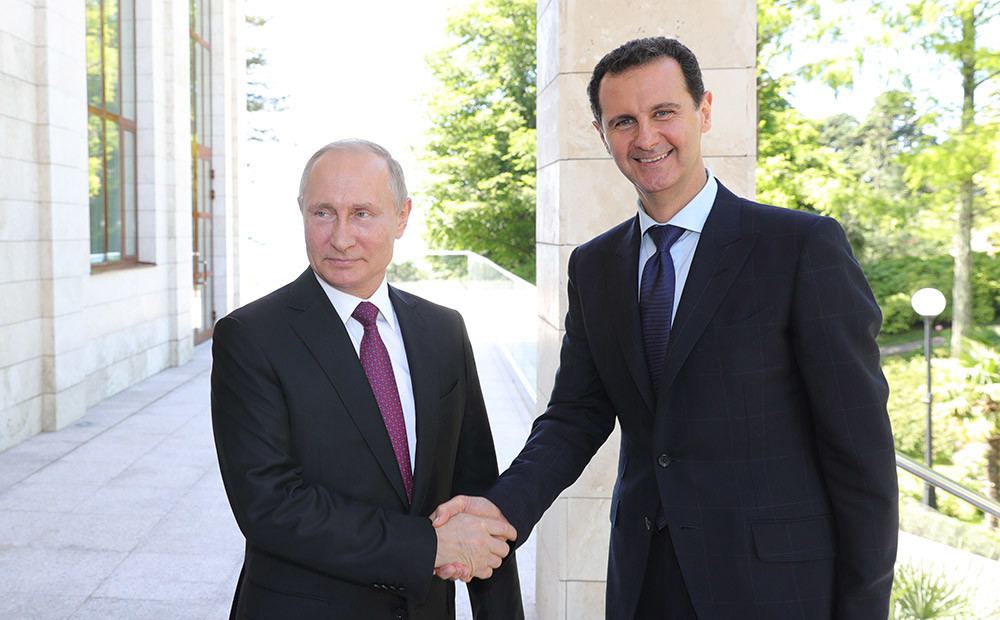 Putins Sočos ticies ar Asadu, kur apsprieduši Sīrijas konfliktu