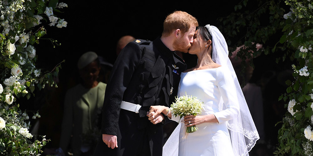 Princis Harijs un Megana Mārkla emocionālā ceremonijā Vindzoras pilī viens otram teikuši "Jā"