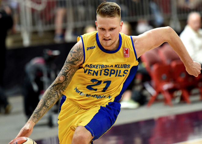 "Ventspils" basketbolisti trillerī ar uzvaru sāk LBL finālu