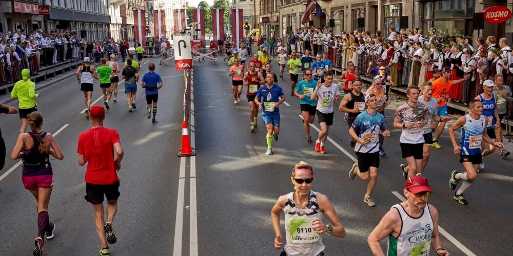 "Lattelecom" Rīgas maratonā ar jaunu sacensību rekordu uzvar Etiopijas skrējējs Ajana