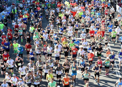 Rīgas maratonā sasniegts gan dalībnieku skaita, gan skrējiena rezultāta rekords