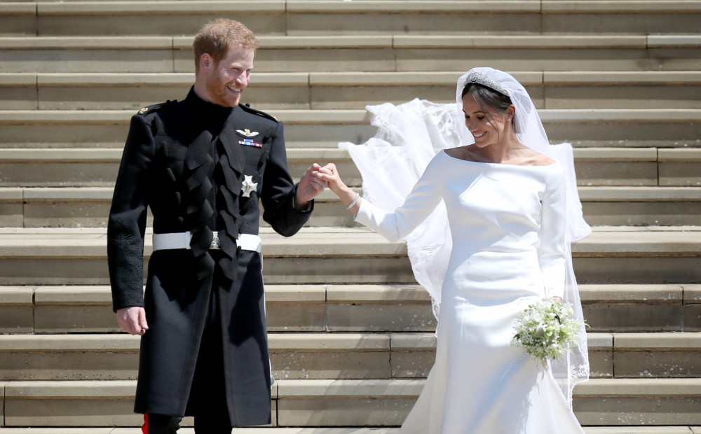 Aizkustinoša ceremonija, slaveni viesi un pasakaini tērpi - kas notika karaliskajās kāzās?
