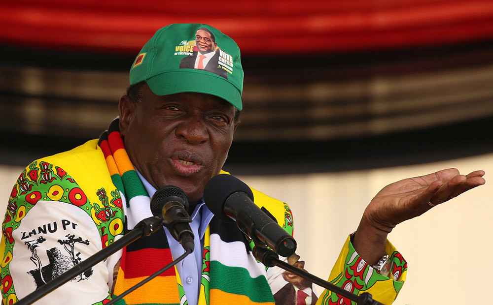 Zimbabves prezidents lūdz valsti atkal uzņemt Britu sadraudzībā