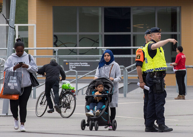 Zviedrija brošūrā izglīto pilsoņus par gatavošanos karam un katastrofām