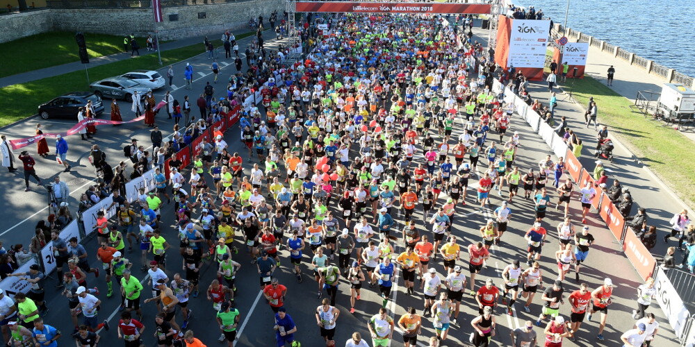 Сотни бегунов рижского марафона из-за воров остались без медалей