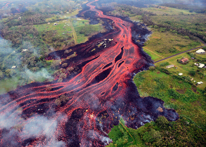 Vulkāna lava Havaju salās apdraud spēkstaciju