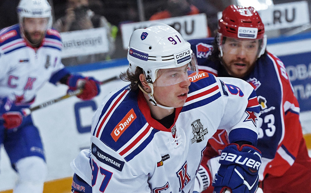 Par KHL sezonas vērtīgāko hokejistu atzīts Gusevs