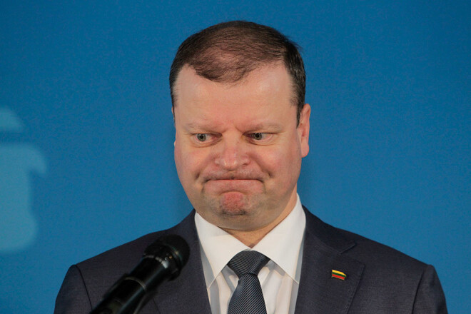 "Šādiem soļiem jābūt analoģiskiem neatkarīgi no tā, cik liela ir valsts vai kompānija," uzsvēra Skvernelis.