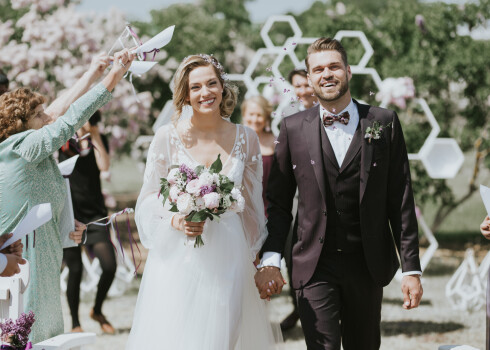 Ceriņi apprecas ceriņos - gada skaistākās un sirsnīgākās kāzas