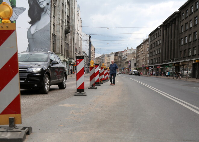 Brīvības ielā jau pārsniegts gadā pieļaujamo "putekļaino" dienu skaits