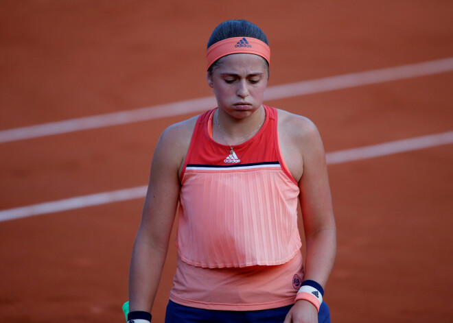 Ostapenko un Sevastovai arī dubultspēlēs "Roland Garros" beidzas jau pirmajā kārtā